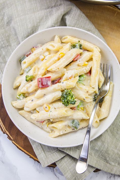 White Sauce Pasta Recipes, Creamy White Pasta, White Sauce For Pasta, Bechamel Sauce Pasta, Pasta Clipart, White Pasta Sauce, White Pasta Sauce Recipe, Pink Sauce Pasta, Béchamel Sauce