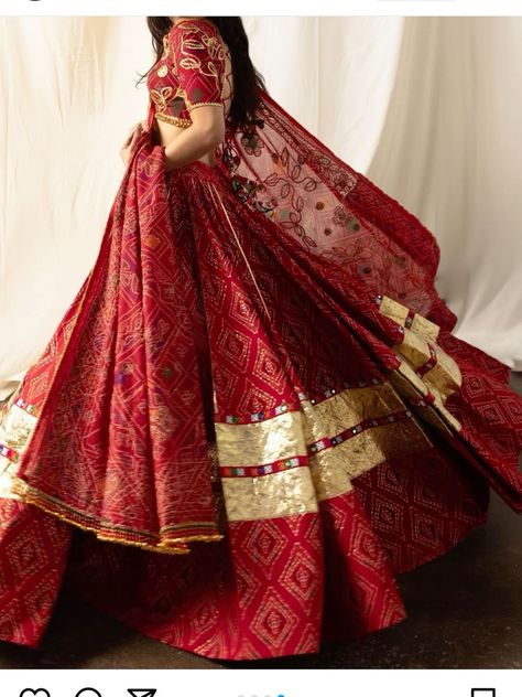 Teacher X Student, Latest Bridal Lehenga Designs, Navratri Dress, Trendy Outfits Indian, Indian Outfits Lehenga, Wedding Lehenga Designs, Lehenga Designs Simple, Indian Bride Outfits, Traditional Indian Dress