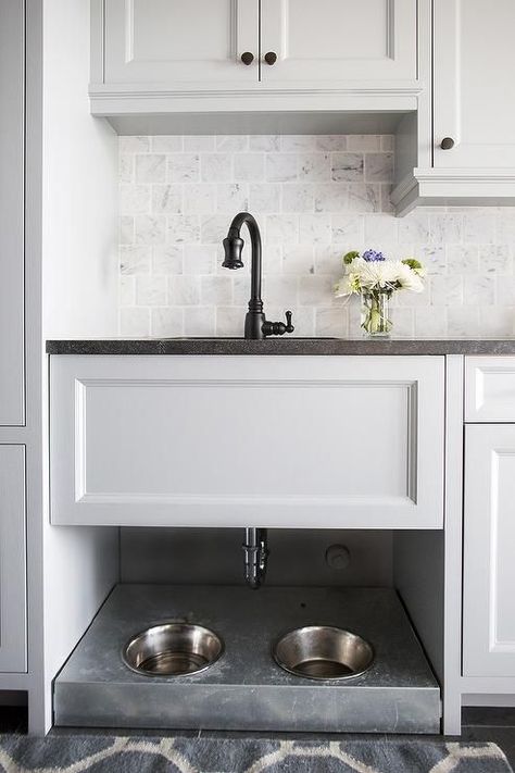 Mudroom with Pull Out Pet Food Bowls - would love this! Transitional Laundry Room, Laundry Room/mud Room, Modern Basement, Laundry Room Sink, Mudroom Laundry Room, Laundry Room Remodel, Dog Rooms, Laundry Room Storage, Laundry Mud Room