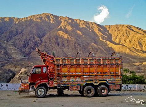 Decorative Truck Art from Pakistan Pakistani Trucks, Pakistan Truck Art, Pakistani Truck Art, Truck Art Pakistan, Pakistani Truck, Crazy Pictures, Bus Simulator Indonesia Livery Kerala, Employee Id Card, Pakistan Art