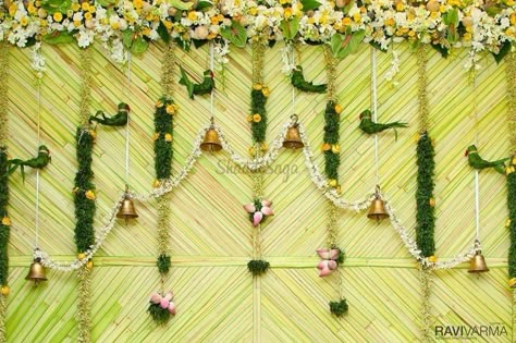 Indian Wedding Backdrop, Leaf Decor Wedding, Hanging Parrot, Wedding Decors, Marriage Decoration, Wedding Backdrop Design, Flower Decorations Diy, Mandap Decor, Desi Wedding Decor