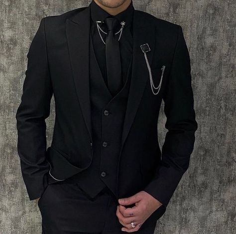 Full Black Suit, Black Prom Suits, Man Fashion Style, Prom Outfits For Guys, Suit For Men Wedding, All Black Suit, Prom Suits For Men, Black Suit Men, Black Suit Wedding