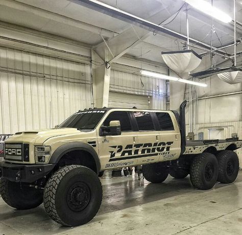 Super six Truk Ford, Diesel Brothers, Truck Accessories Ford, 6x6 Truck, Chevy Diesel Trucks, Ranger Truck, Ford Ranger Truck, Dream Trucks, Jacked Up Trucks