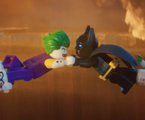 Lego Batman Movie Aesthetic, Lego Joker And Batman Matching Icons, Lego Batman Matching Pfp, Lego Batman And Joker Matching Pfps, Lego Joker And Batman, Lego Joker Pfp, Batman And Joker Matching Pfp, Lego Batman Pfp, Lego Batman X Joker