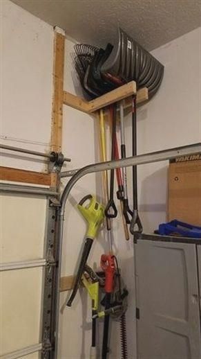 Rinnovo Garage, Rifacimento Garage, Officine In Garage, Diy Projects Garage, Garage Mudroom, Garage Organization Tips, Garage Organizing, Koti Diy, Garage Organisation