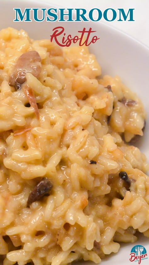 This mushroom risotto recipe is made with arborio rice, white wine, garlic, onions, mushrooms, and parmesan cheese. While it is a recipe you do have to babysit, this creamy mushroom risotto recipe is definitely worth the effort, especially since you open a bottle of white wine to make the risotto. Rice And Mushroom Recipes, Arborio Rice Recipes, White Wine Risotto, Creamy Mushroom Risotto, Italian Noodles, Thanksgiving With Friends, Crockpot Gluten Free, Best Risotto, Spinach Risotto