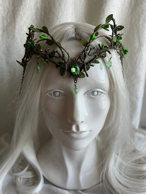 Flora Costume, Princess Andromeda, Woodland Tiara, Lotr Wedding, Magical Woodland, Fairy Crown, Leaves And Branches, Witch Makeup, The Enchanted Forest