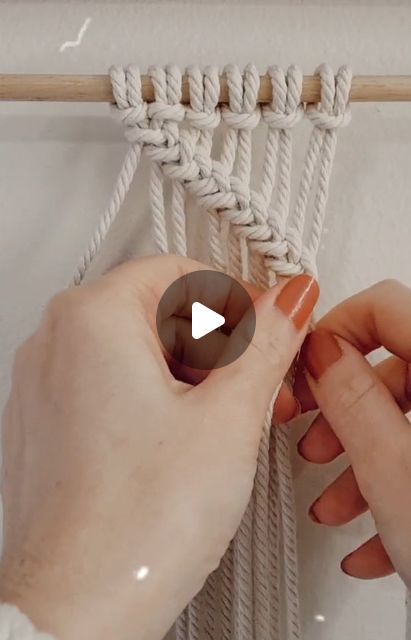 Black And White Macrame Wall Hanging, Macrame Wall Art Tutorial, Unique Macrame Ideas Diy, Free Macrame Patterns Tutorials Wall Hangings, Framed Macrame Wall Art, Macrame Braid Tutorials, Macrame Knots Tutorial Step By Step, Macrame How To, Easy Macrame Wall Hanging Tutorials