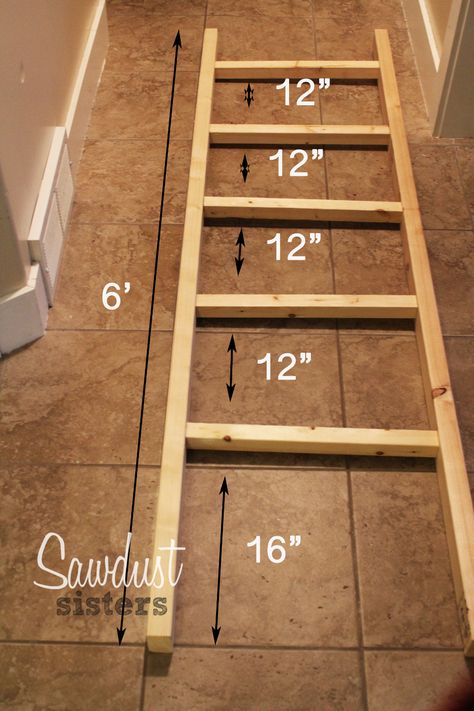 Quilt Ladder, Diy Blanket, Diy Blanket Ladder, Diy Ladder, Decor Ikea, Dollar Store Hacks, Blanket Ladder, בר מצווה, A Ladder