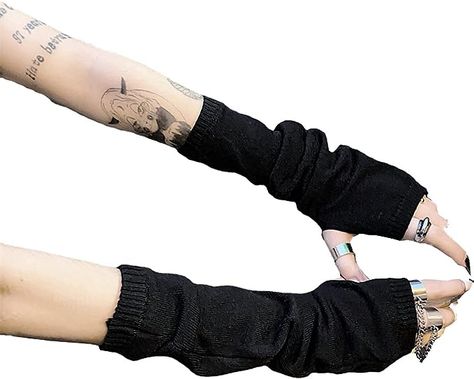 black arm warmers !! Scene Punk, Women Gloves, Punk Accessories, Black Moon, Arm Sleeves, Keyboard And Mouse, Soft Grunge, Glam Fashion, Arm Sleeve