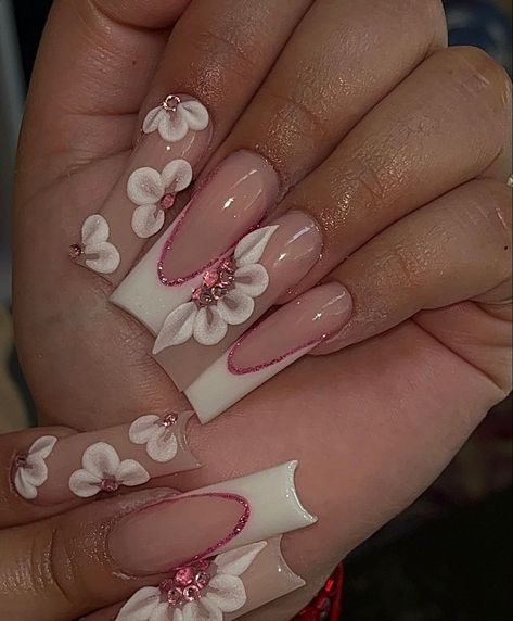 French Tip And 3d Flower Nails, Cute Acrylic Nails Designs Popular, White And Pink French Tip Nails, 15th Birthday Nails, Tip Nails Ideas, French Tip Nails Ideas, Women Things, Pinky Girl, Hot Pink Nails