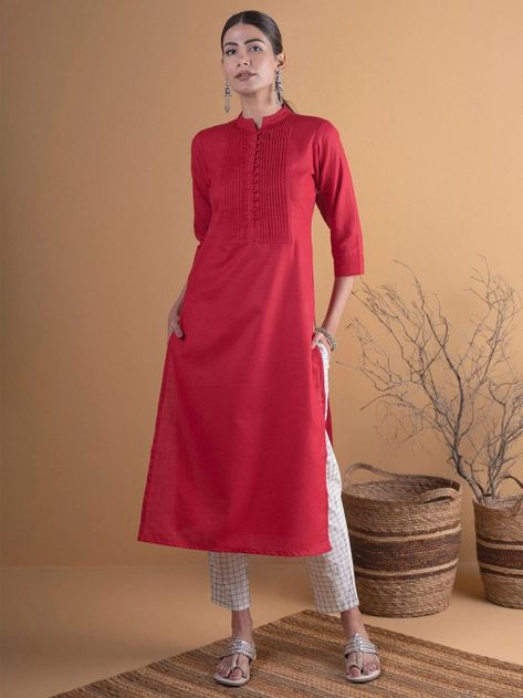 red kurta Red Kurta Women Indian, Red Kurti Design Style, Eid Special Dresses, Red Kurti Design, Elegant Office Wear, Red Kurti, Stylish Kurtis, Kurtis For Women, Red Kurta