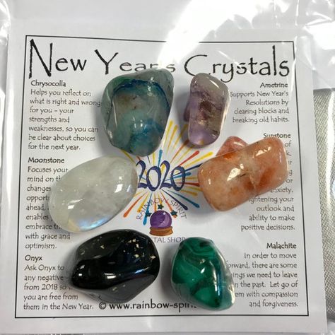 New Years Foods, Nye Traditions, New Years Eve Food, New Year's Food, High Street Shops, Crystal Box, Crystal Therapy, Gemstones And Crystals, Gems And Crystals