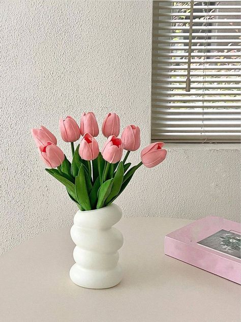 #recipe #fashion #1 #crochet Fake Tulips In Vase, Aesthetic Fake Plants, Things To Get For Your Room, Cute Fake Plants, Shelf Room Decor, Tulips Decor, Fake Tulips, Desk Garden, Fake Flowers Decor