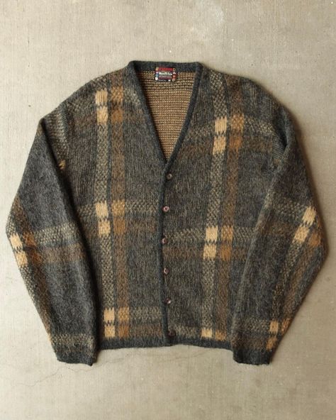 Men's Cardigan, Mens Cardigans, Man Cardigan, Cardigans Men, Cardigan Men Outfit, Men Cardigan, Fall Clothes, 60s Fashion Mens, Cardigan Outfit Men