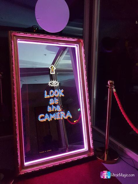 Euphoria Photobooth Ideas, Party Photobooth Aesthetic, Euphoria Photobooth, Disco Photobooth, Birthday Photobooth, Tropical Disco, 2023 To 2024, Party Photobooth, Mirror Photo Booth