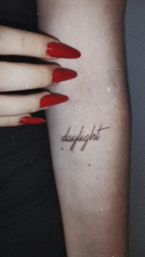 small tattoo
taylor swift
daylight Daylight Tattoo Taylor Swift, Taylor Swift Daylight Tattoo, Daylight Taylor Swift Tattoo, Daylight Tattoo, Taylor Swift Daylight, Daylight Taylor Swift, Patchwork Tattoo Ideas, Taylor Swift Tattoo, Patchwork Tattoo