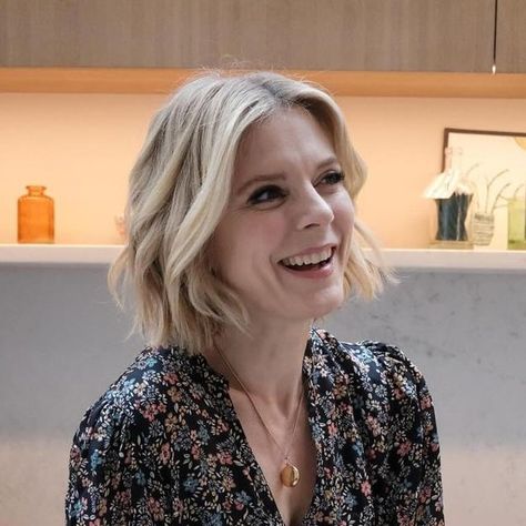 Emilia Fox on Instagram: "Got to try on some of the pieces from the new dreamy @irisfashion collection for this photoshoot. Spring is in the air! 🥀🧡🥀💚🥀🩷🥀🌿🧡🥀💚🥀 🩷🥀🌿" Emilia Fox Hair, Emilia Fox Silent Witness, Emilia Fox, Anna Hair, Photoshoot Spring, Silent Witness, Iris Fashion, Trendy Bob, Trendy Bob Hairstyles