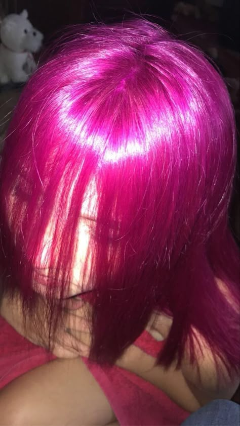 Pink Hair Neon, Electric Pink Hair, Hot Pink Hair Ideas, Hot Pink Hair Black Women, Purple Hair With Pink Highlights, Pink Hair Y2k, Hot Pink Hair Aesthetic, Pink Hair Grunge, Deep Pink Hair