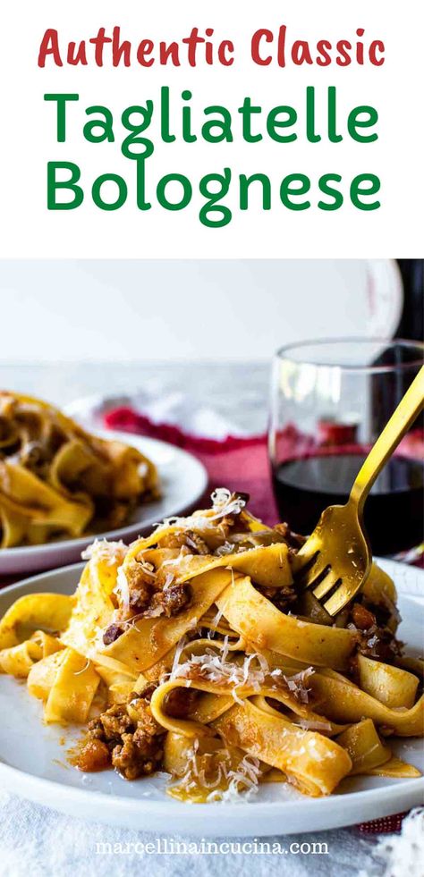 Tagliatelle alla Bolognese is a slow cooked sauce of beef, pork and pancetta with perfectly cooked pasta is the ideal comfort food. #tagliatellebolognese #pastarecipe #italianrecipe Tagliatelle Bolognese Recipe, Recipes With Tagliatelle, Homemade Tagliatelle Pasta, White Bolognese Sauce, Easy Tagliatelle Recipe, Pasta Tagliatelle Recipes, Pork Bolognese Sauce, Homemade Pasta Dish, Bolognese Tagliatelle