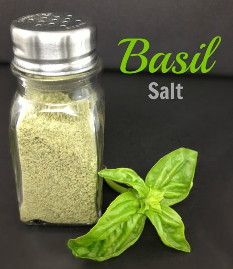 Basil Finishing Salt, Basil Salt Uses, Basil Sea Salt, Basil Salt Recipe, Drying Basil Leaves, Basil Ideas, Herb Salt Recipe, Crockpot French Onion Soup, Store Fresh Herbs