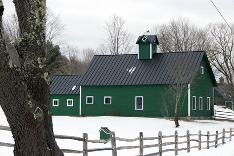 A survey of colored barns including the iconic red barn. Weathered or newly painted. Red barns, blue barns, black barns, gray barns, yellow and brown barns. Barn Exterior Ideas, Exterior Paint Color Combinations, Green Barn, Black Barn, Barn Plans, Highland Homes, Barn Design, Barn Ideas, Farm Buildings