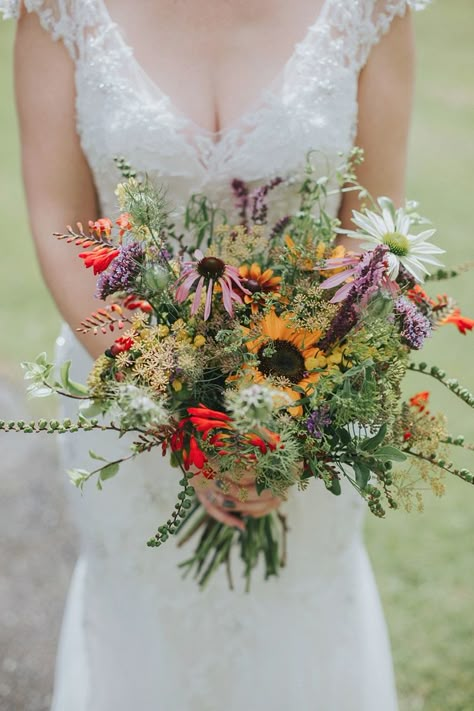 Wedding Bouquets Diy, Elopement Bouquet, Bouquet Champetre, Wildflower Wedding Bouquet, Bouquets Diy, Sunflower Wedding Bouquet, Informal Weddings, Brooch Wedding, Kent Wedding