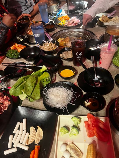 korean culture, korean food, hot pot, food Hot Pot Aesthetic, Korean Hot Pot, Micro Influencer, Pot Food, Korean Culture, Korean Bbq, Summer Bucket Lists, Summer Bucket List, Book Boyfriends