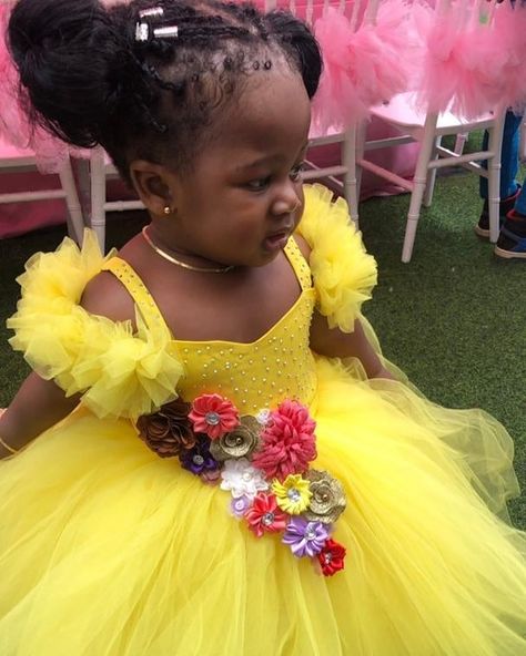 HBD cutie pie😍😍😍😍😍,kindly swipe to see what my lagos client thinks about her babies dress💃💃💃💃💃. . Thanks alot for trusting us @oyens_ Babies Gown Styles, Baby Gown Styles, Elegant Wedding Dress Ballgown, Baby African Clothes, Styles For Children, Style For Children, African Kids Clothes, Mom Daughter Outfits