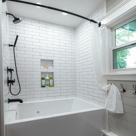 75 Tub/Shower Combo Ideas You'll Love - November, 2023 | Houzz Repose Grey Bathroom, Shower Over Bath Ideas, Cozy Bathroom Design, Shower Combo Ideas, Repose Grey, Barndo Ideas, Bathroom Tub Shower Combo, Wall Art Mirror, Bathtub Shower Combo