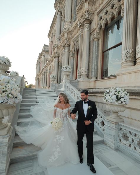 A Dreamy Wedding at Ciragan Palace in Istanbul, Turkey - Wedded Wonderland Weddings In Turkey, Wedding In Turkey Destinations, Destination Wedding Turkey, Turkey Wedding Venues, Wedding In Istanbul, Wedding Turkey, Wedding Germany, Istanbul Wedding, Wedding In Turkey