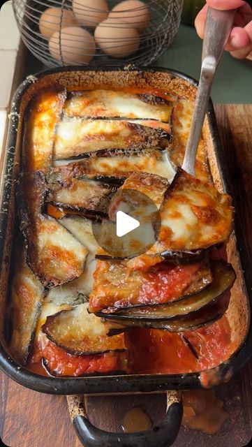 Julius Roberts on Instagram: "Aubergine Parmigiana. A strong contender for my last meal. One of those recipes that if you get it right, it’s utter perfection. Fun to make, bang in season and absolutely delicious. I’ve always found frying the aubergine slices an absolute chore, it might be sacrilege, but this method of roasting them makes things so easy and you can crack on with the tomato sauce while they cook. Anyway, highly recommend you make this asap. Big love xx" Julius Roberts Recipes, Julius Roberts, Aubergine Recipes, Roasted Aubergine, Aubergine Recipe, Eggplant Recipes Easy, Dinner Vegetarian, Lasagne Recipes, Easy Mediterranean Diet Recipes