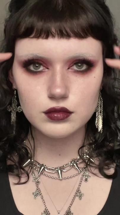 Makeup Looks Prom Red, Dewy Goth Makeup, Vampire Red Makeup, Theater Stage Makeup, Red Goth Eye Makeup, Smokey Eye Dark Lip, Vampire Prom Makeup, Goth Makeup Red Lips, Romantic Vampire Goth Makeup