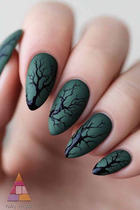 Nail Tree Design, Spooky Tree Nails, Green Tree Nails, Spooky Green Nails, Halloween Nails Witch Theme, Halloween Nail Designs Green, Forest Witch Nails, Dark Cottagecore Nails, Subtle Spooky Nails