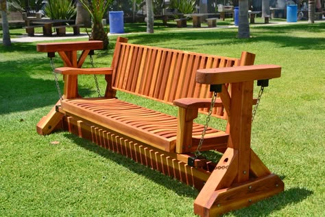 Porch Glider, Porch Swing Plans, Garden Bench Diy, Wood Carving Furniture, Backyard Swings, Glider Rocker, Porch Swings, Diy Porch, Bench Ideas