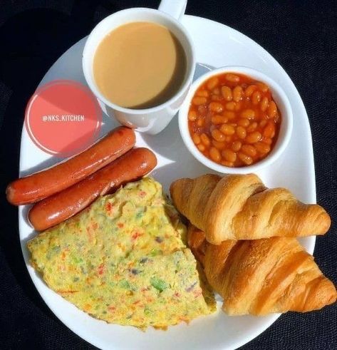 Ghanaian Breakfast Dishes, African Breakfast Ideas, Healthy Breakfast Menu, African Recipes Nigerian Food, Homemade Comfort Food, Smoothie Recipes Healthy Breakfast, Bistro Food, Healthy Food Menu, Nigerian Food