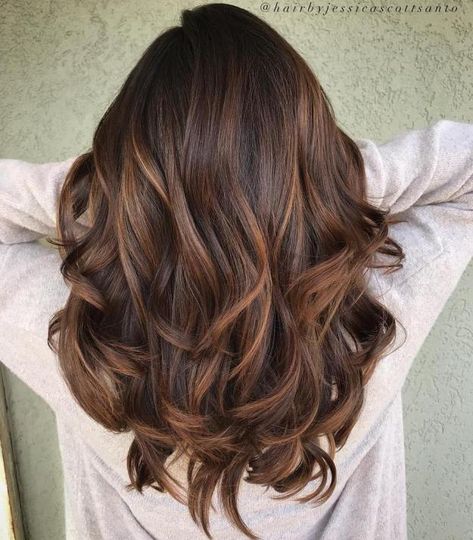 Light Brown Balayage For Thick Hair Mocha Color Hair, Light Brown Balayage, Layered Thick Hair, Mocha Hair, Rambut Brunette, Brunette Ombre, Chocolate Brown Hair Color, Brunette Balayage, Brown Balayage