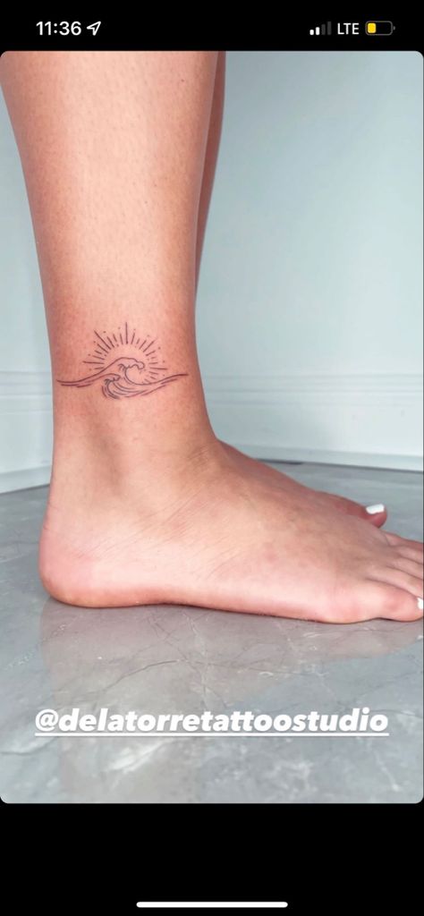 ocean, wave, sunrise, sunset, thin line, simple, minimalist, line work, sea, beach, tattoo Sunset And Ocean Tattoo, Ocean Tattoos Ribs, Cute Sunset Tattoo, Feminine Wave Tattoos, Sunset Over Ocean Tattoo, Ocean Wave And Sun Tattoo, Sunset Ocean Tattoo Minimalist, Ocean Horizon Tattoo, Sunrise Over Waves Tattoo