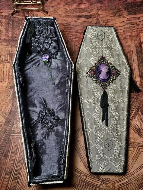 Vampire Casket Aesthetic, Victorian Coffin Casket, Coffins Aesthetic, Coffin Aesthetics, Coffin Reference, Coffin Aesthetic, Victorian Coffin, Aesthetic Coffins, Cardboard Coffin