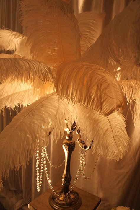 Great Gatsby Roaring 20s Photography, 1920 Party Decorations, Gilded Age Party, Vintage Wedding Decorations 1920s, The Great Gatsby Aesthetic, 1920s Party Decorations, Great Gatsby Prom, Events Theme, 1920s Theme