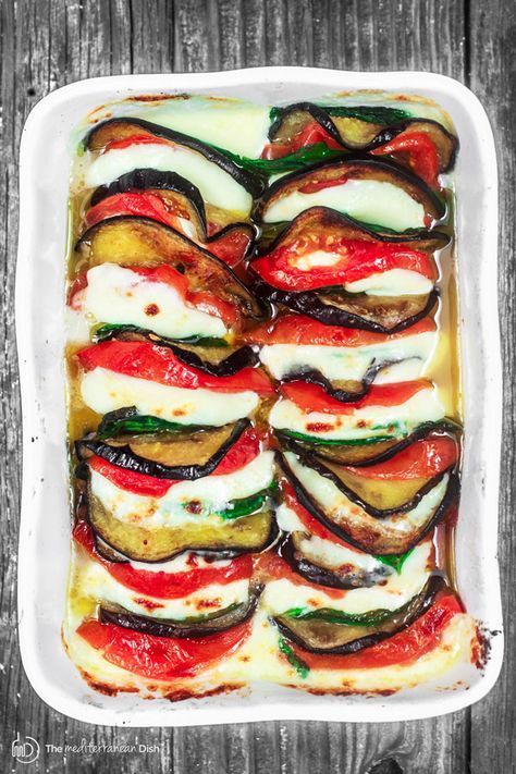 Eggplant Caprese, Paleo Ideas, Eggplant Recipes Easy, Caprese Recipes, Caprese Salad Recipe, Fresh Tomato Recipes, The Mediterranean Dish, Egg Plant, Eggplant Dishes