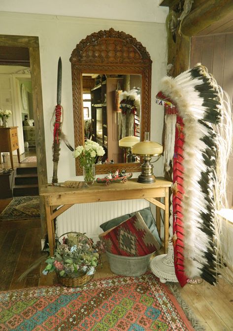 Native American / Wesrt Native American Bedroom Ideas, Native American Interior, Native American Bedroom, American Indian Decor, Native Decor, American Bedroom, Small Home Remodeling, Native American Home, Aunt May