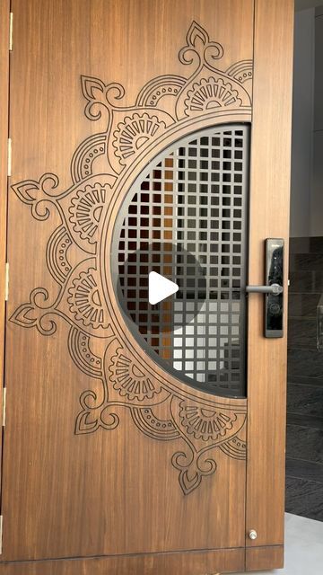 Cnc Main Door Design, Man Door Design Modern, Main Door With Safety Door Design, Safty Door Design Entrance India, Sefty Door Design Entrance, Mandir Unit Design, Main Door Jali Design, Apartment Door Decor Entrance, Jali Door Design Modern