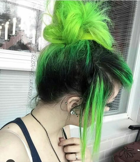 Lime Green And Black Hair, Black And Green Hair Short, Green Hair Color Ideas, Under Hair Color, Black And Green Hair, Neon Green Hair, Green Hair Color, Hair Colour Inspo, Split Dyed Hair