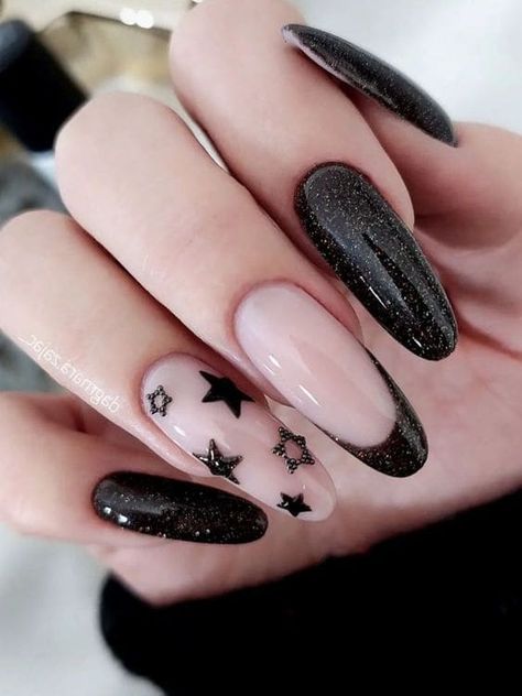 Basic Manicure, Black French Tip Nails, Dark Nail Designs, Black French Tip, Witchy Nails, Fake Nails Designs, Love Dark, November Nails, Goth Nails