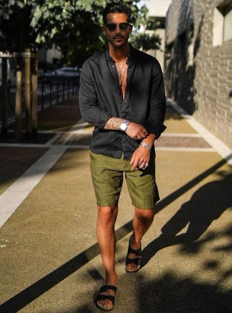 Best Men's Summer Holiday Outfits 24 Ideas - mens-club.online Italian Summer Outfits, Holiday Outfits Summer, Birkenstock Outfit, Summer Holiday Outfits, Mens Summer Outfits, Mens Casual Outfits Summer, Stylish Men Casual, Italian Summer, Men Fashion Casual Outfits