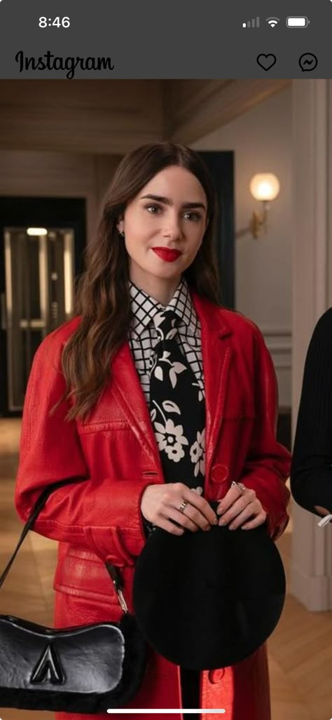 Lily Collins, Emily in Paris - season 4 Emily In Paris Season 4, Emily In Paris Lily Collins, Emily In Paris Style, Emily In Paris Outfits, Lily Collins Style, Emily In Paris, Paris Outfits, Lily Collins, Celebrity Makeup