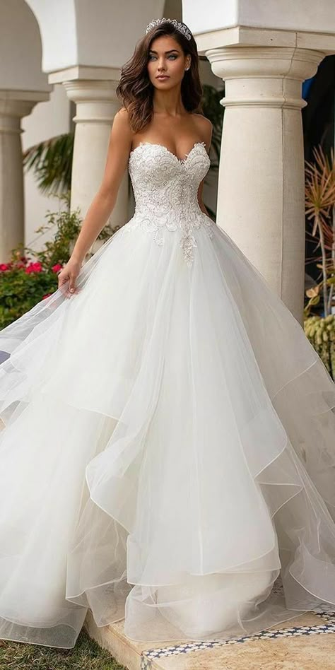 Moonlight Couture, Wedding Dresses Fall, Princess Ball Gowns Wedding Dress, Wedding Dresses Lace Ballgown, Floor Length Wedding Dress, Couture Wedding Dresses, Pnina Tornai, Lace Ball Gowns, Stella York