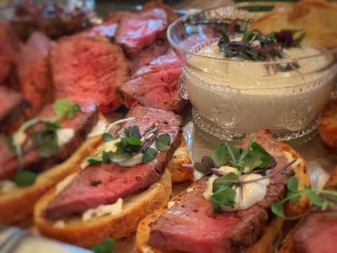 Beef Tenderloin Crostini, Tenderloin Crostini, Beef Tenderlion, Beef Crostini, Roasted Beef Tenderloin, Special Occasion Meals, Christmas Party Foods, Crostini Appetizer