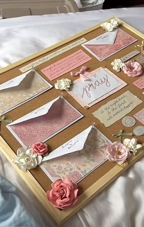 Pink Prayer Board Ideas, Bible Decorating Ideas, Prayer Board Ideas Creative Inspiration, Prayer Board Ideas Pink, Girly Craft Room, Pink Prayer Board, Prayer Boards With Friends, Christian Home Aesthetic, Homemade Decor Ideas For Bedroom